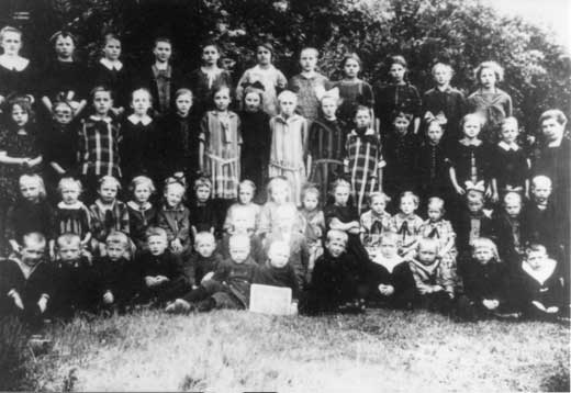 1927 mit Lehrerin Vörding